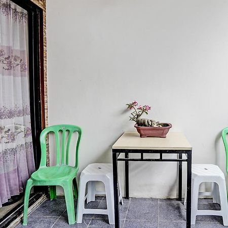 Oyo 92435 Sunlo Cozy Home Family Homestay Syariah Surabaya Exterior foto